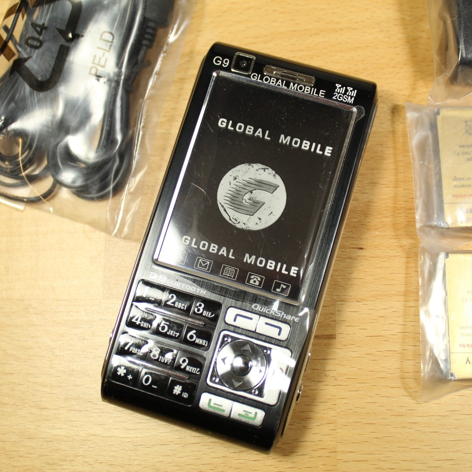 Rare Vintage Global Mobile G9 Unlocked Phone Black In Box Collectible Bundle