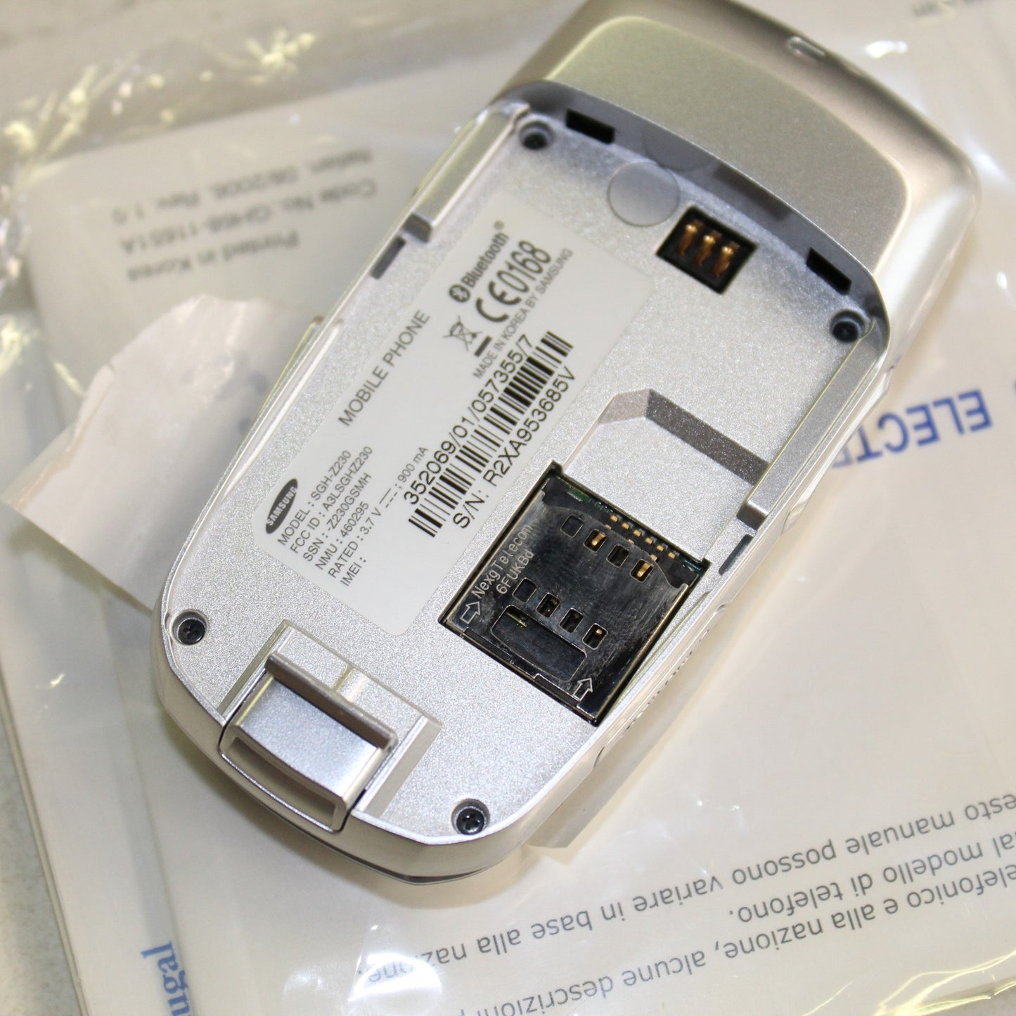 Olympic Samsung SGH-Z230 TIM Cell Phone International Worldwide ASIS FOR PARTS