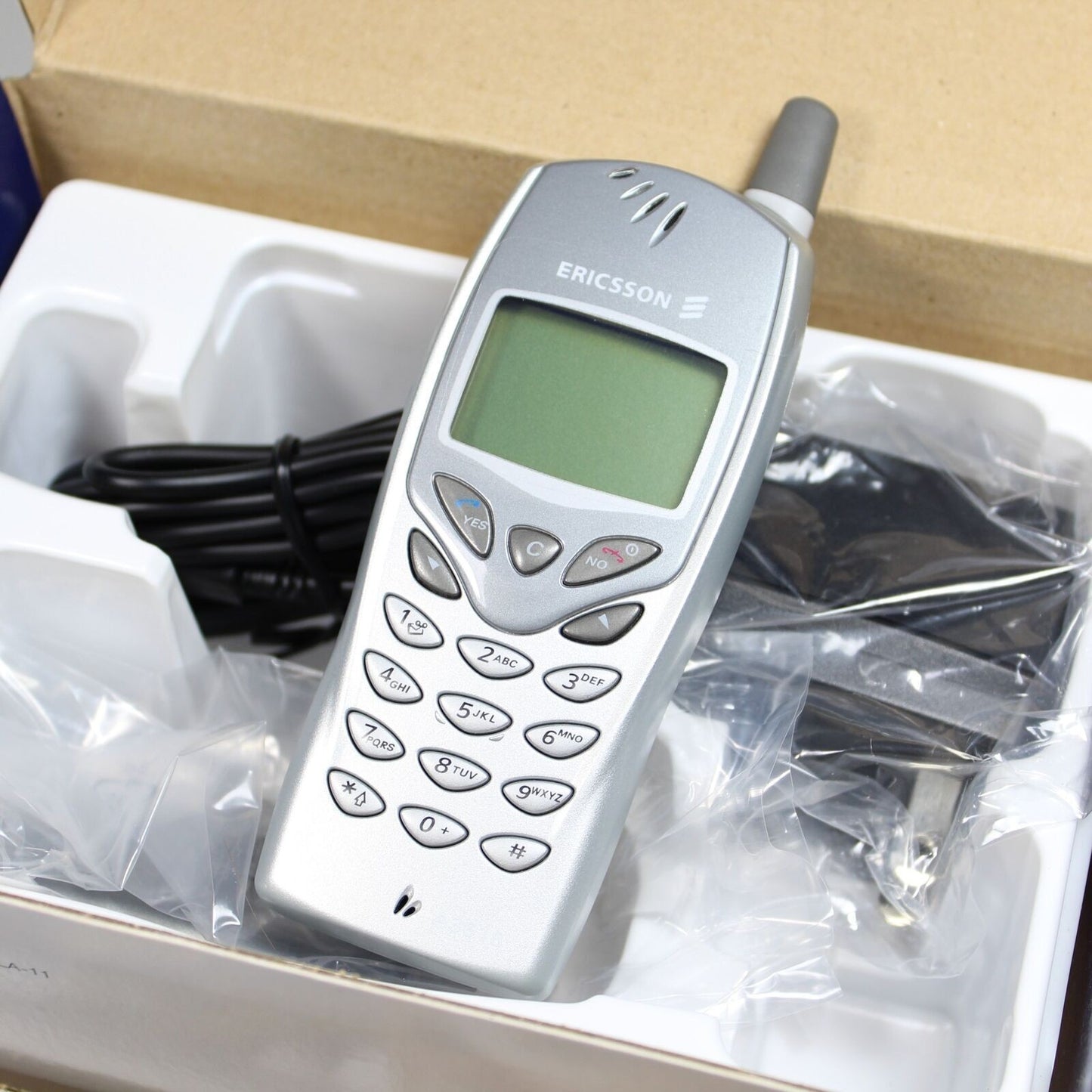 Rare Vintage Sony Ericsson Phone A3618 International Silver More In Our Store