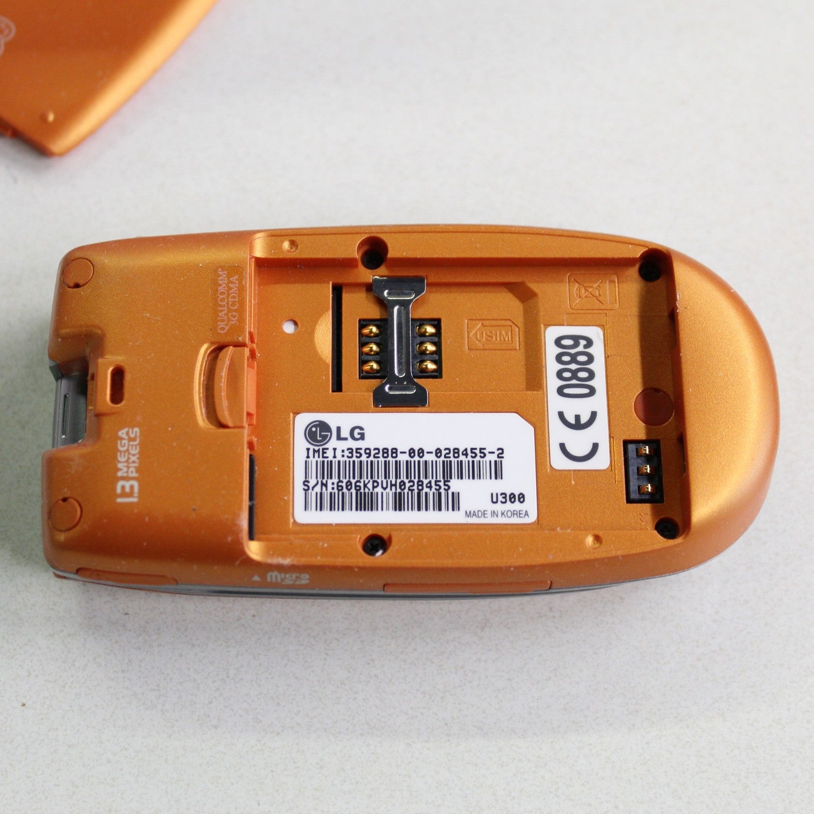 Rare Vintage LG U300 TRE Orange Phone International In Box