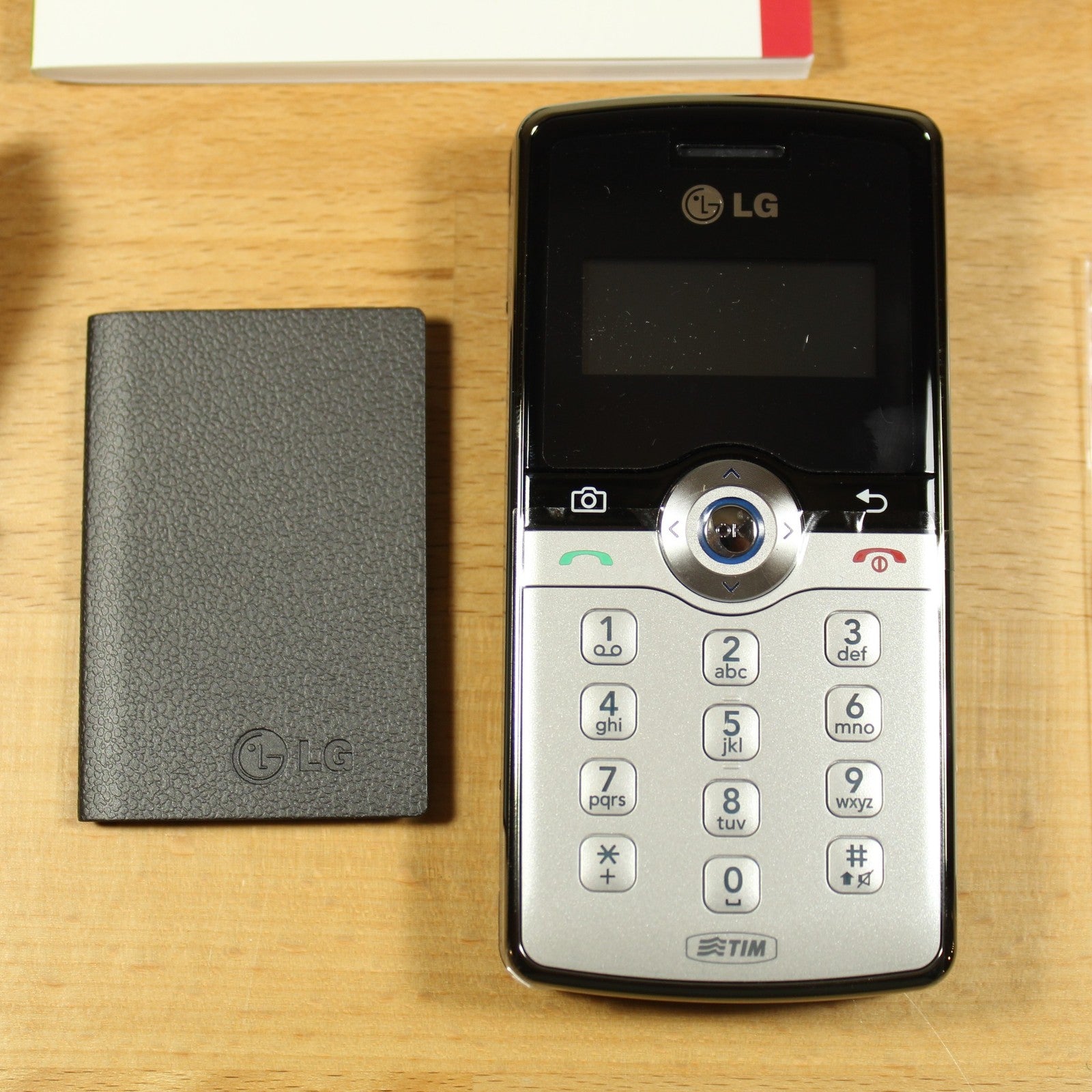 Rare Vintage LG KT615 Slider Phone In Box International Italian TIM Collector