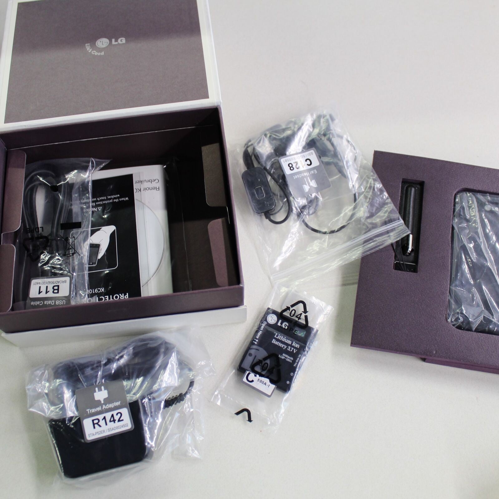 Vintage Rare LG Renoir KC910i Black Phone International In Box Complete