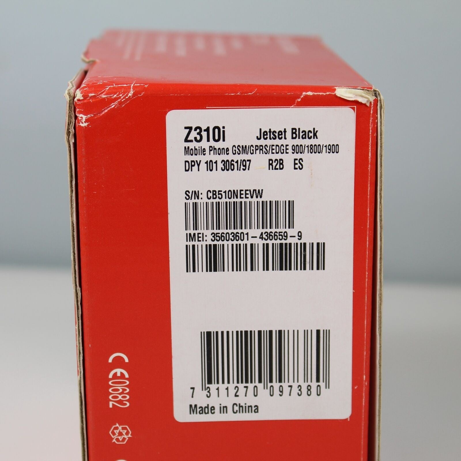 Rare Vintage Sony Ericsson Z310i VodaFone Phone Black Genuine Original In Box