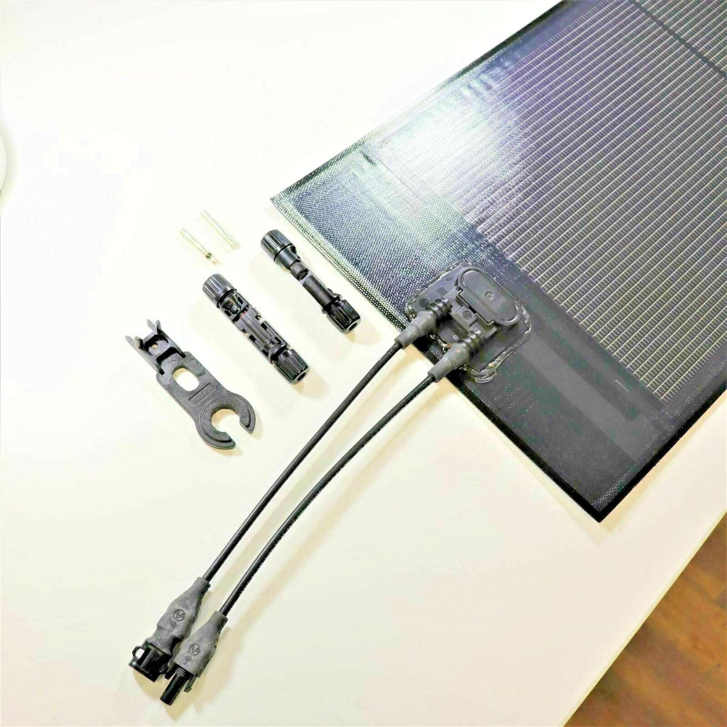 CIG Solar Panel 1 Meter WaveSol for 12 Volt Off Grid Survival