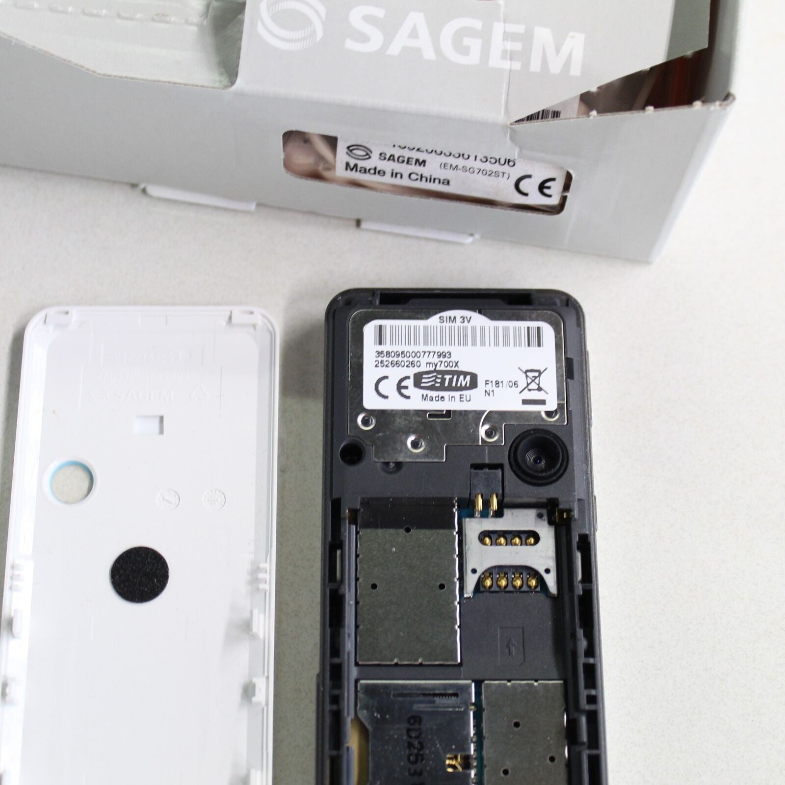 Rare Vintage Sagem my700x TIM Pone White International In Box Italian Collect