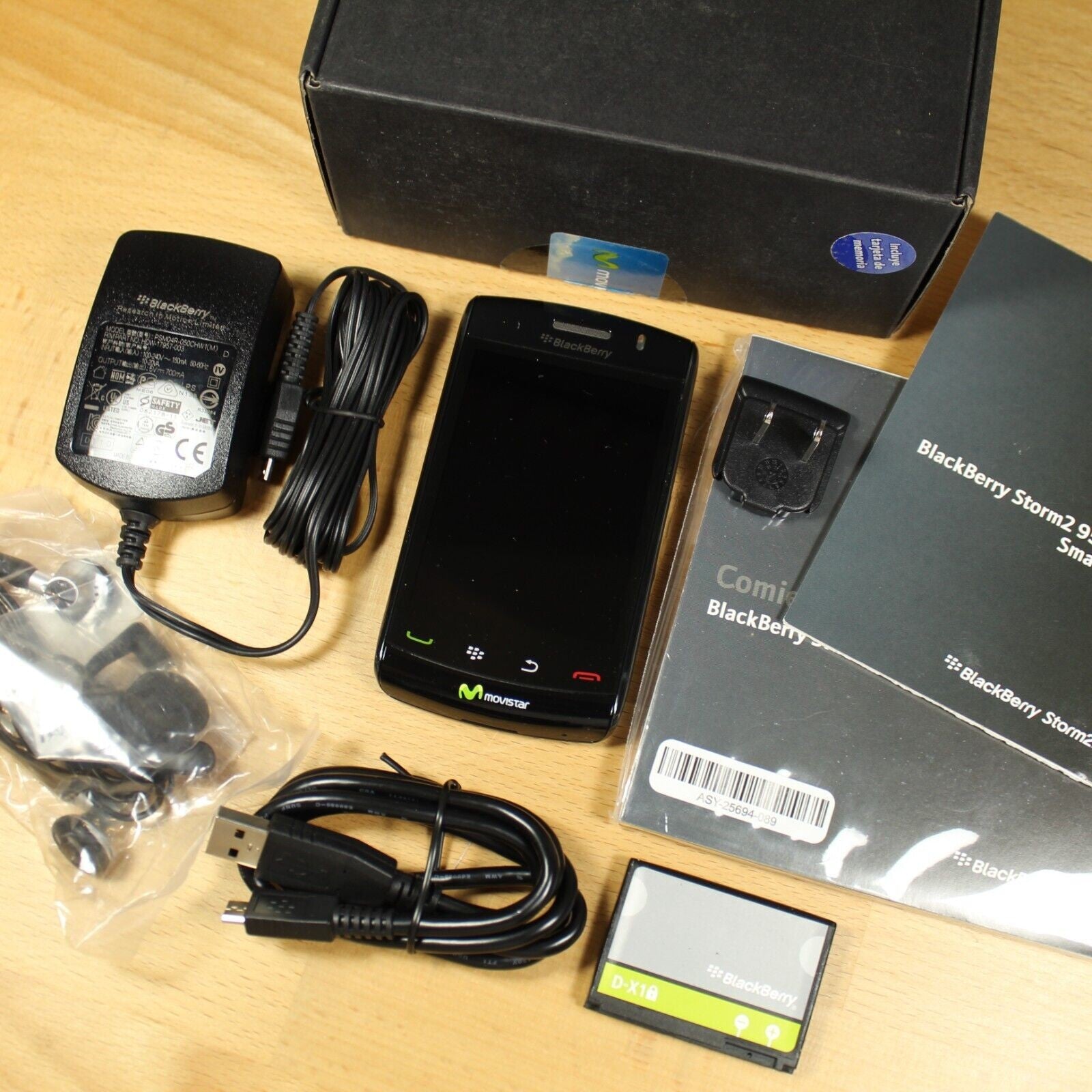 Vintage Blackberry Storm 2 9520 Movistar Smartphone Black 2GB In Box Spanish
