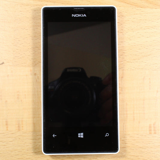 Nokia Lumia 520 RM-915 White Smartphone For Parts #399