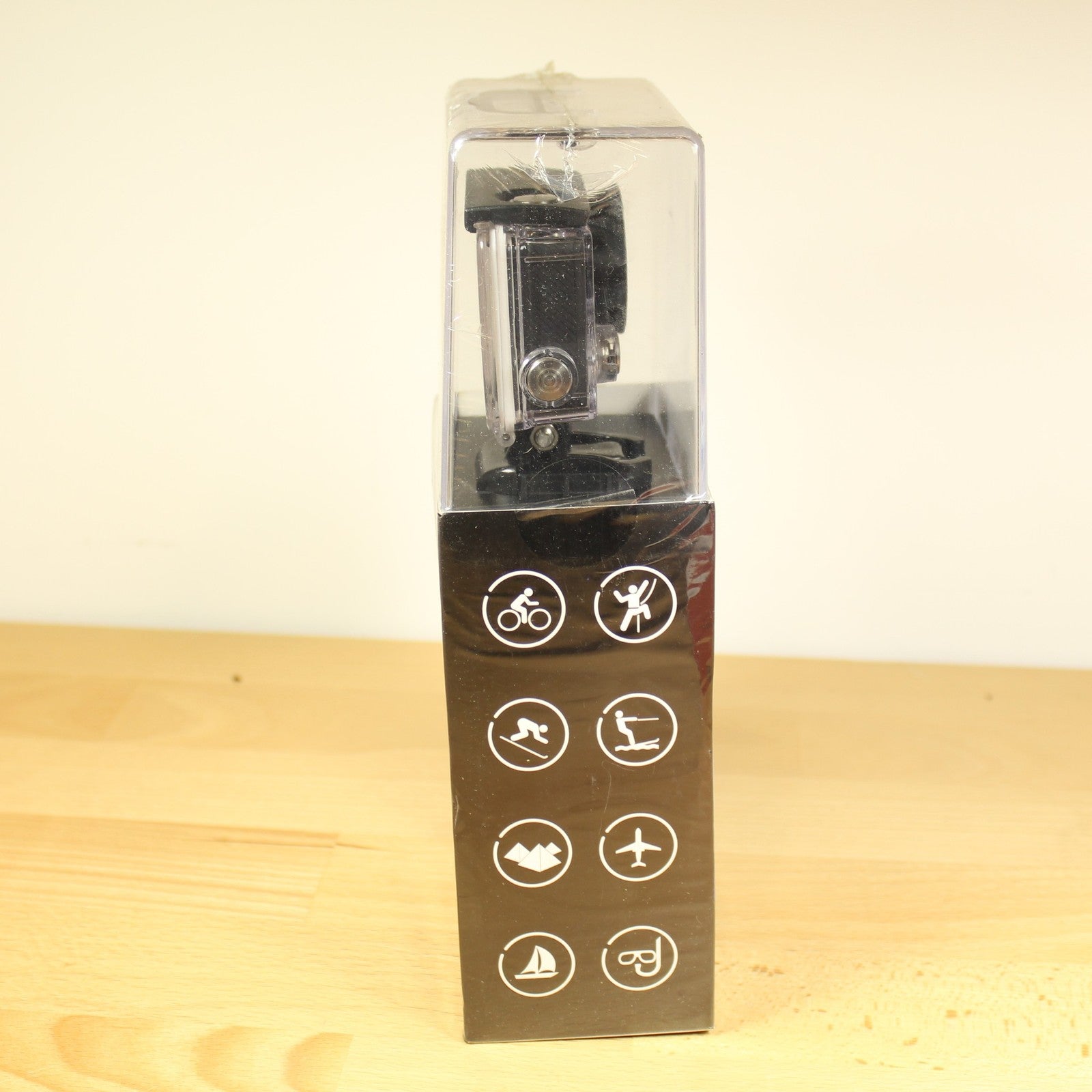 4K Action Camera 24MP Waterproof 30M 170 Degree Angle 2" Screen WiFi Connection