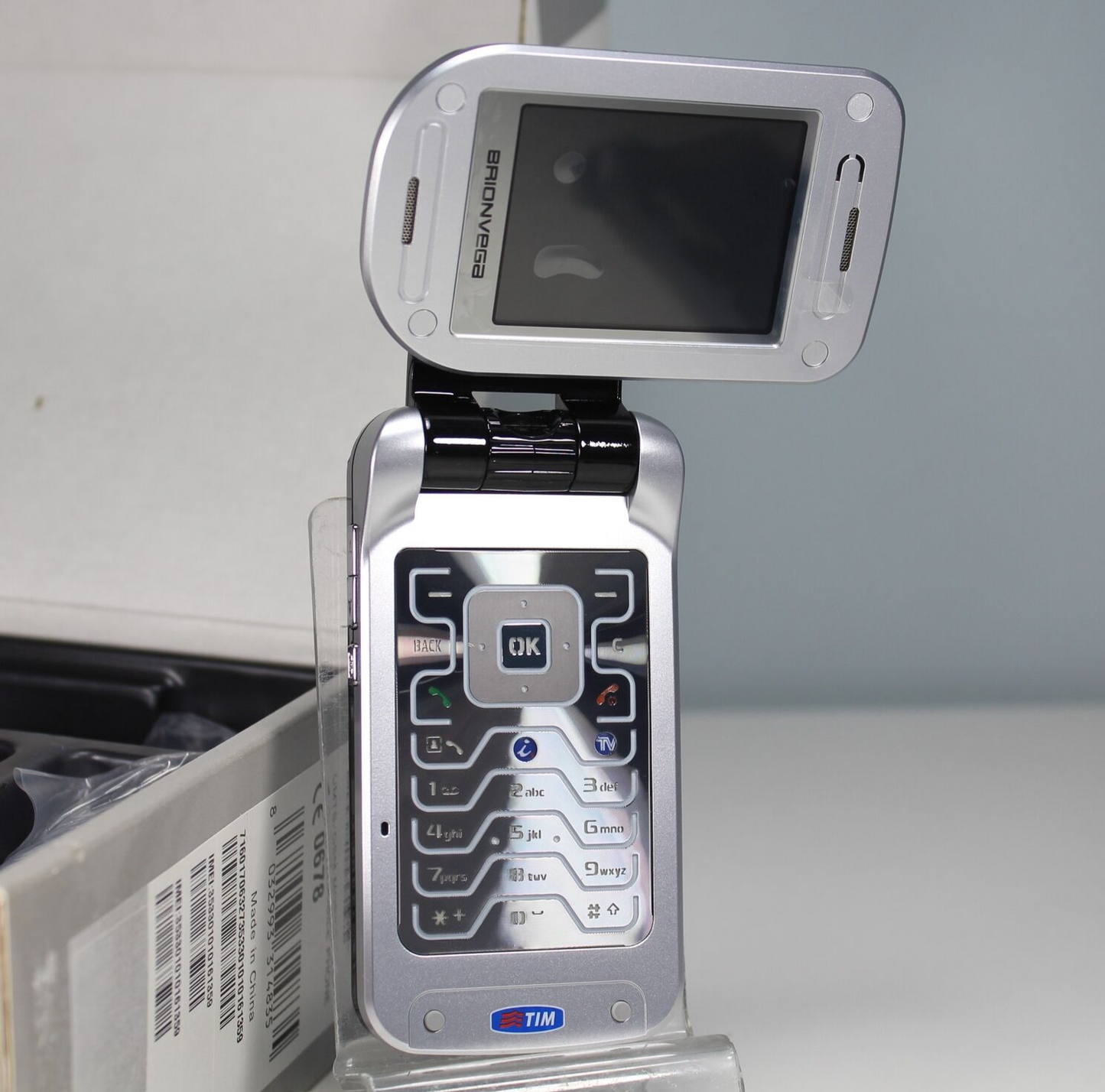 Rare Vintage 2007 TV Phone Black Brionvega N7100 Flip In Box New Complete Italy