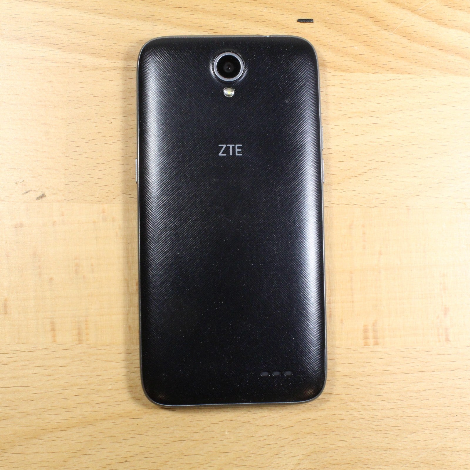 Prestige 2 N9136 Black Smartphone For Parts #380