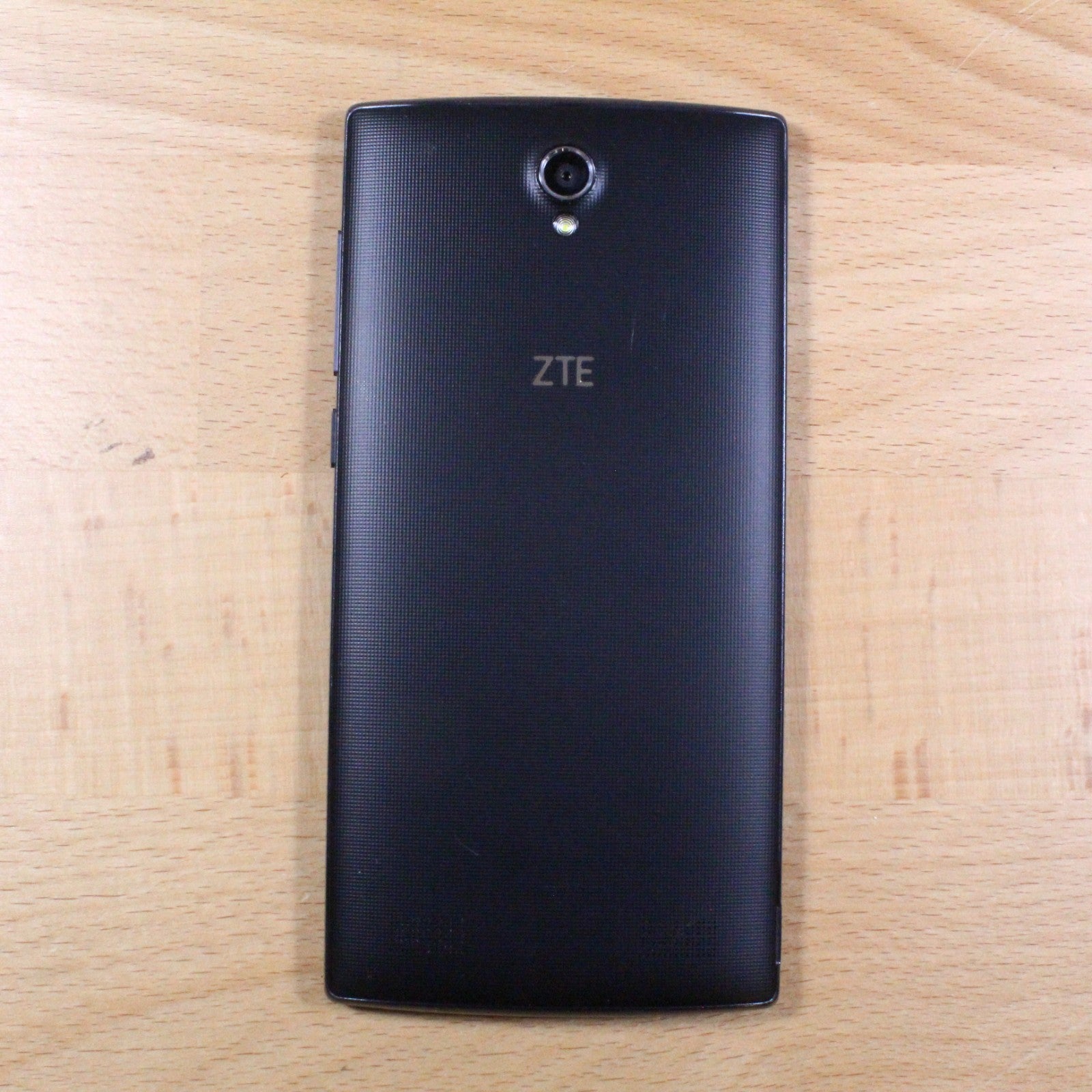 ZMAX 2 Z955 Tracfone Black Smartphone For Parts #303