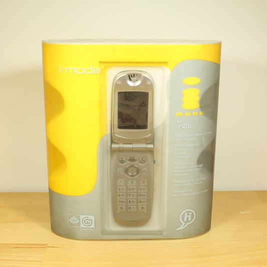 Rare Vintage NEC n21i i-Mode Silver Phone International In Box Collectible