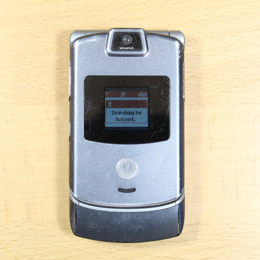 Vintage Motorola RAZR V3 Verizon Gray Cell Phone For Parts #122