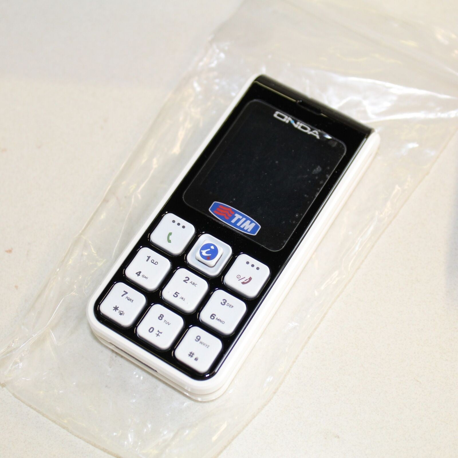 Rare Vintage ONDA N1010 TIM Phone International GSM Italian Black In Box