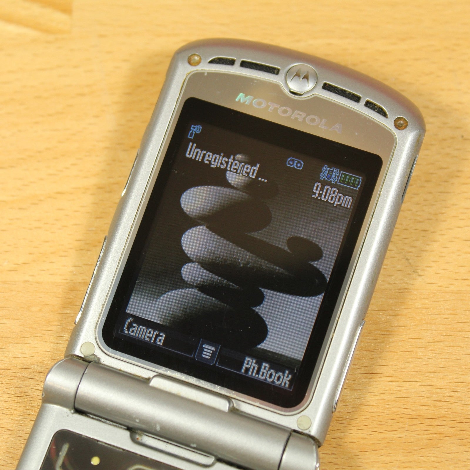 Rare Motorola RAZR V3 T-Mobile Camera Flip Phone Gray Vintage Collectible
