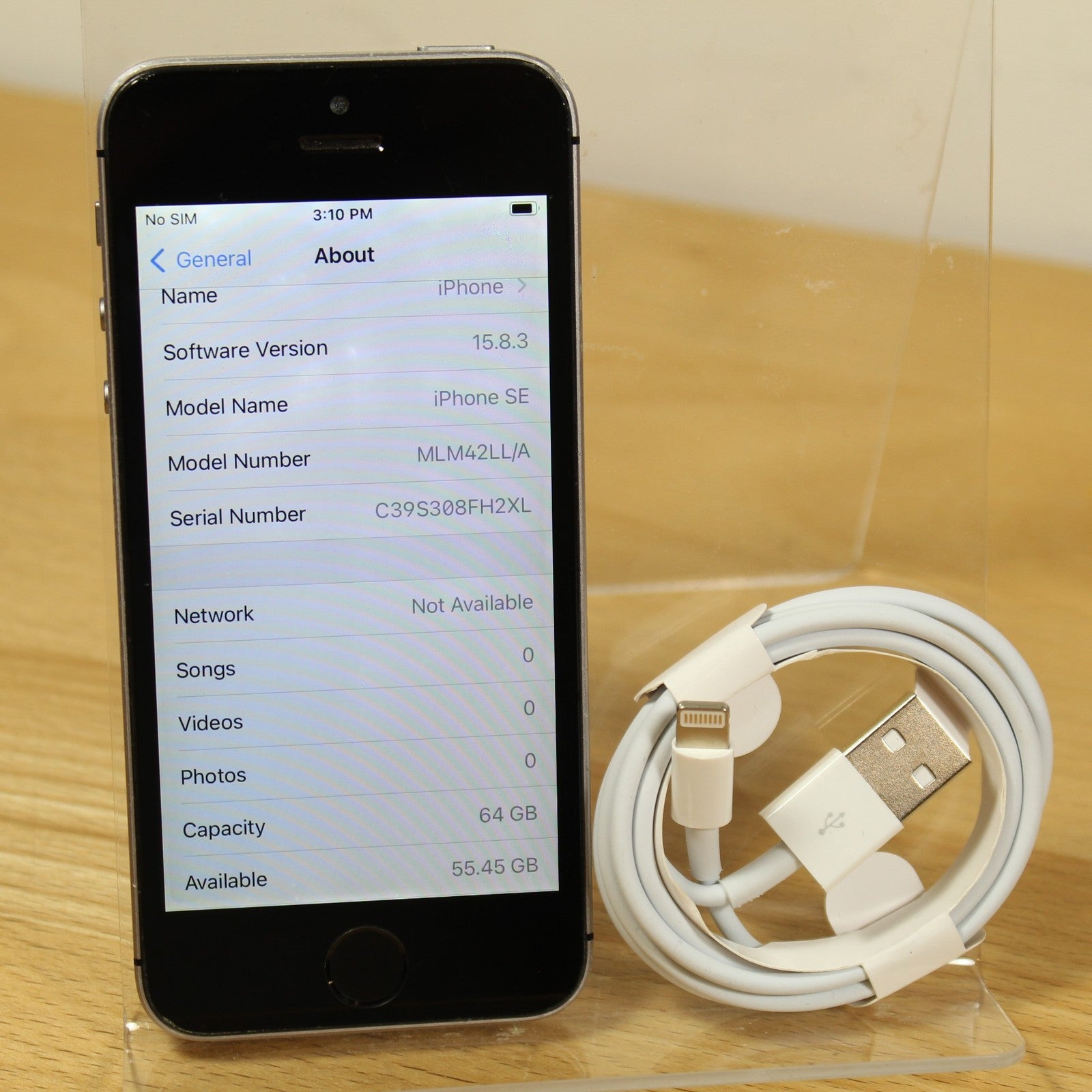 Unlocked Vintage Apple iPhone SE 1st Gen A1662 4G LTE Smartphone Space Gray 64GB