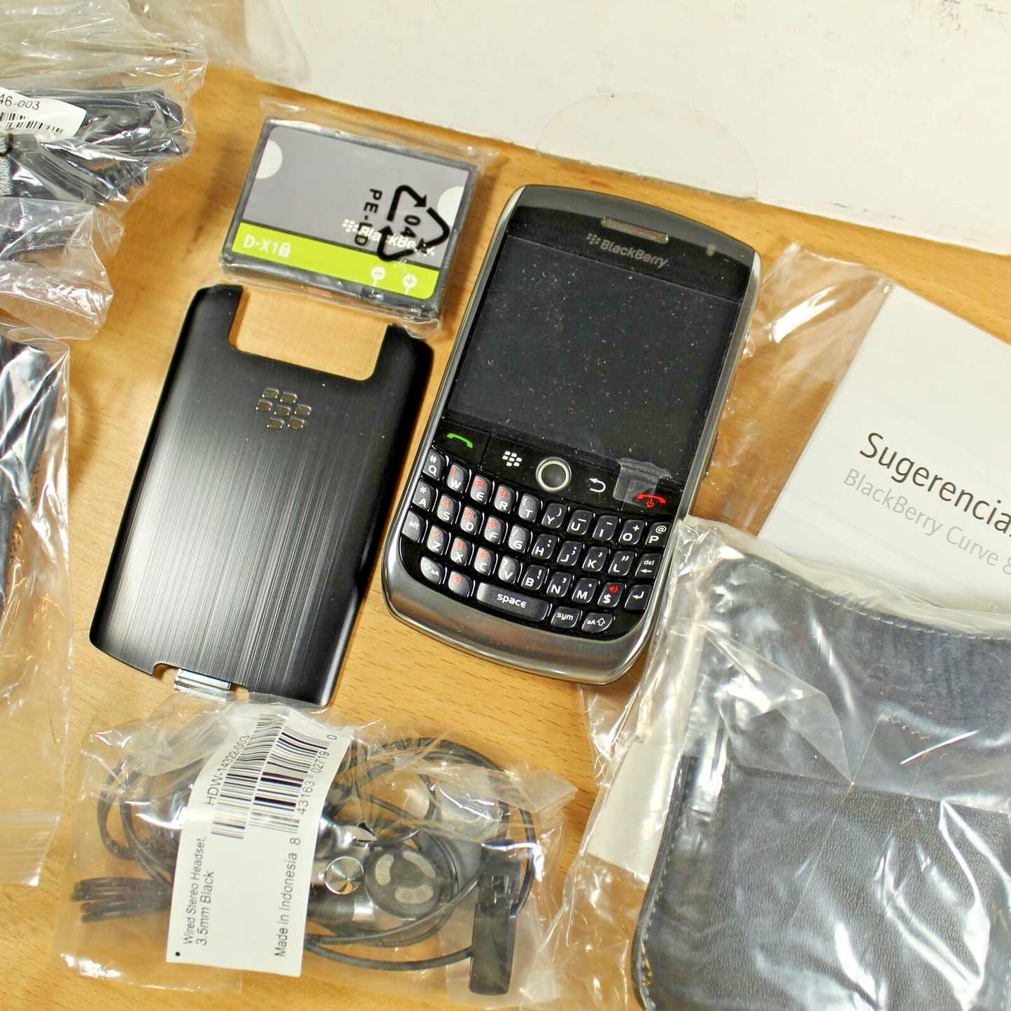 Rare Vintage Blackberry 8900 Phone Gray In Box International Movistar Spanish
