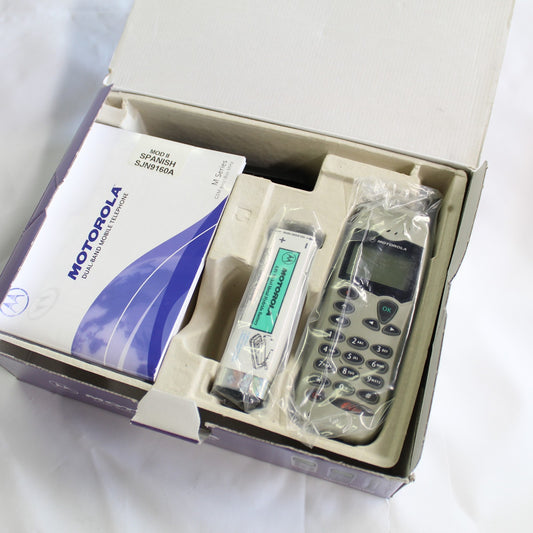 Motorola M3588 (AirTel) SILVER Cellphone Vintage International