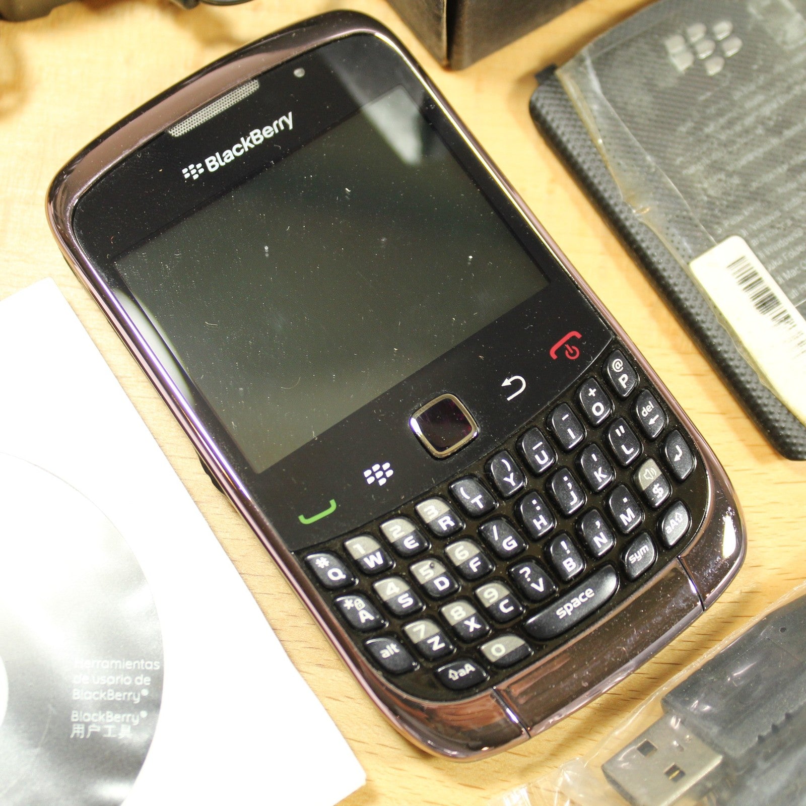 Rare Vintage Blackberry Curve 9300 Pink In Box International Collectible