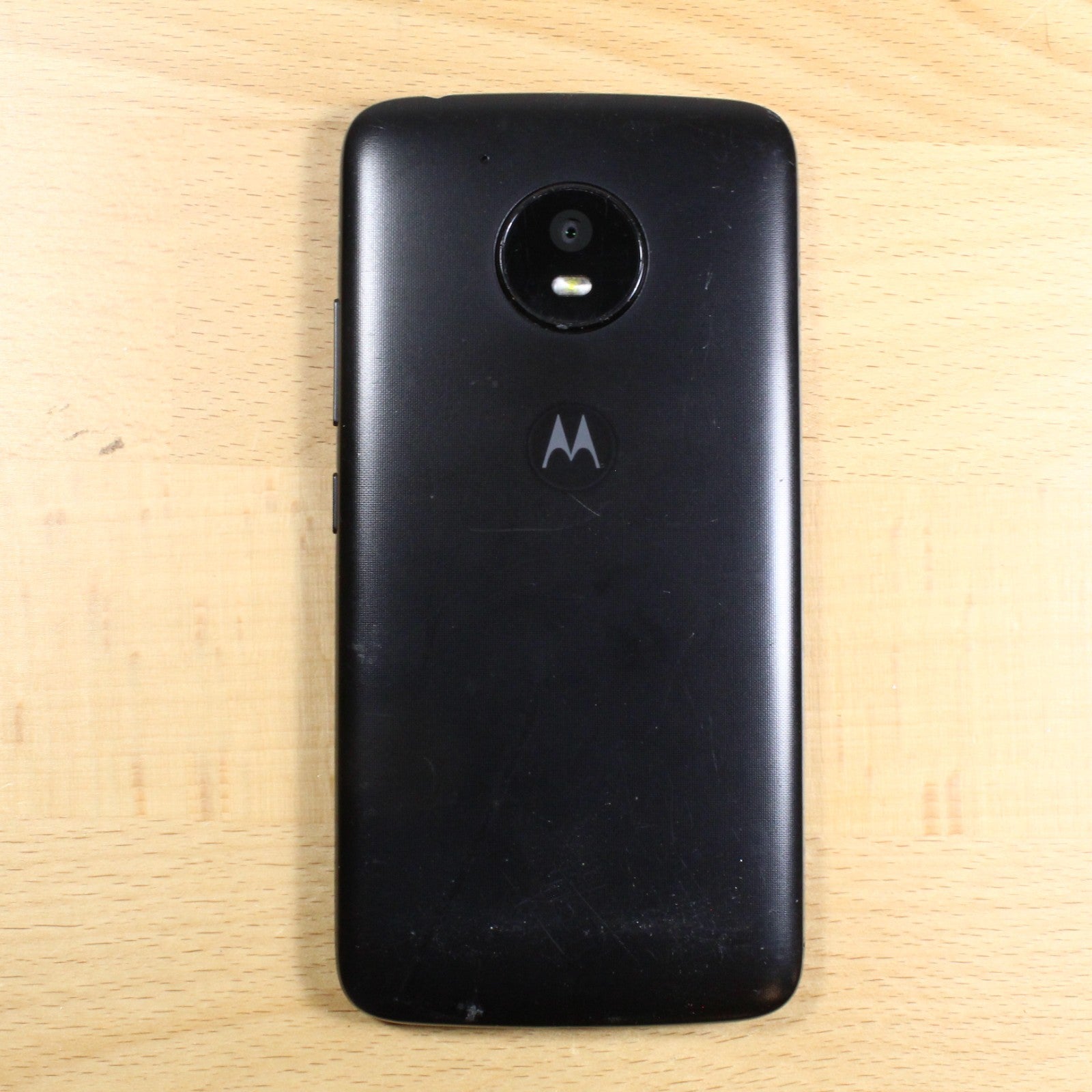 Motorola Moto E4 XT1766 Black Smartphone For Parts #406