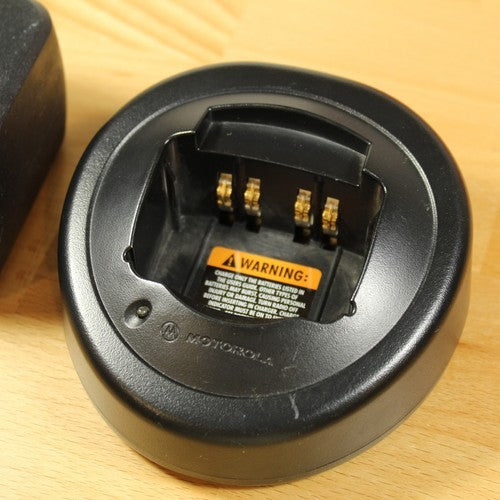 Original Motorola HTN9000C Desktop Rapid Charger Single 2-way Radio