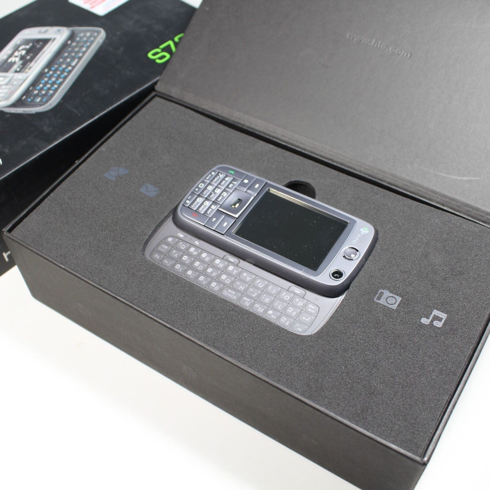Rare Vintage HTC PRO S730 Phone Gray In Box 2007 Windows Italian International