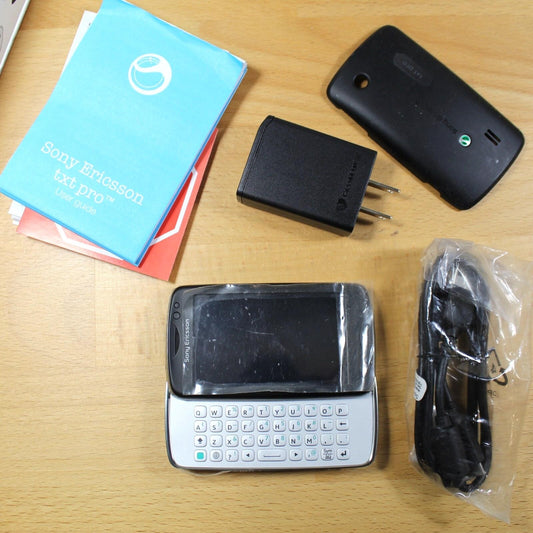Rare Vintage Sony Ericsson txt Pro CK15i Phone 3G GSM Black In Box Collectible