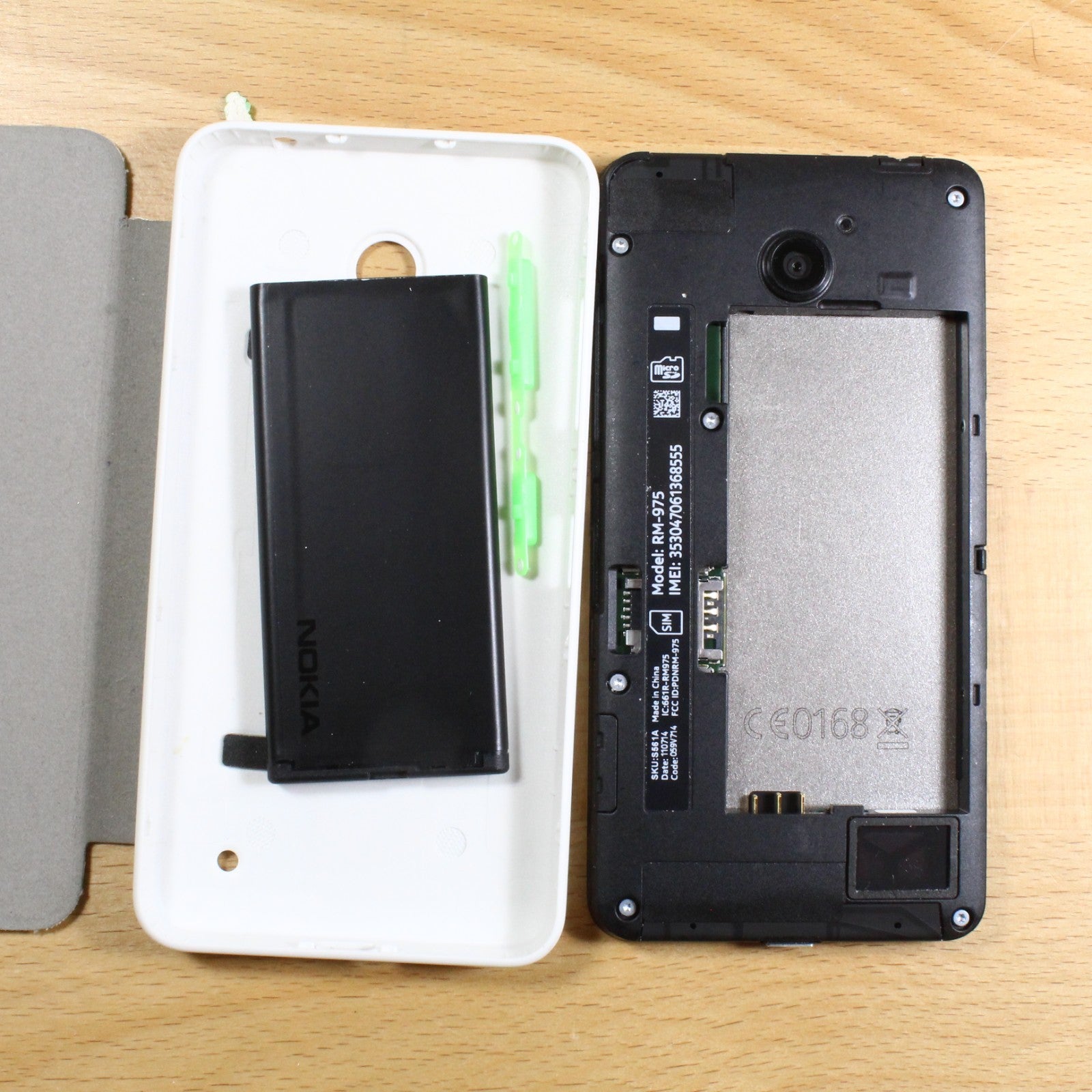 Nokia Lumia 635 RM-975 White Smartphone For Parts #397