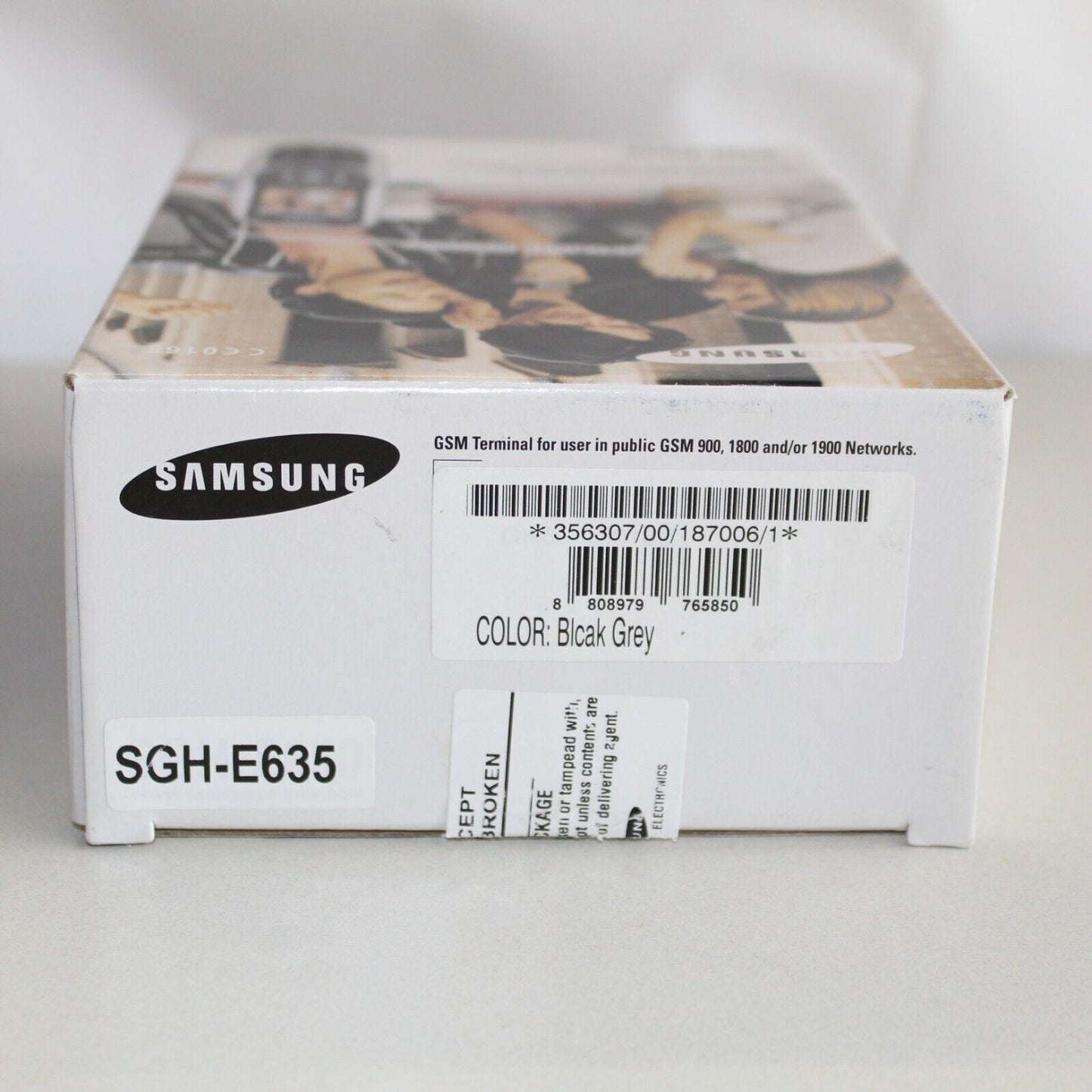 Rare Vintage Samsung SGH-E635 International Mobile Phone In Box Collectible