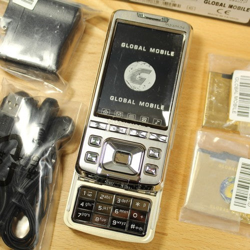 Rare Vintage Global Mobile G3 Unlocked Phone Black In Box Collectible Bundle