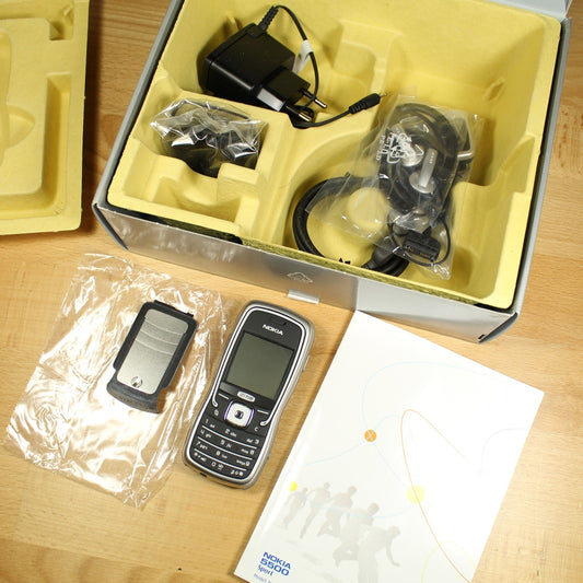Ultra Rare Vintage Nokia 5500 Sport Phone In Box Bundle International