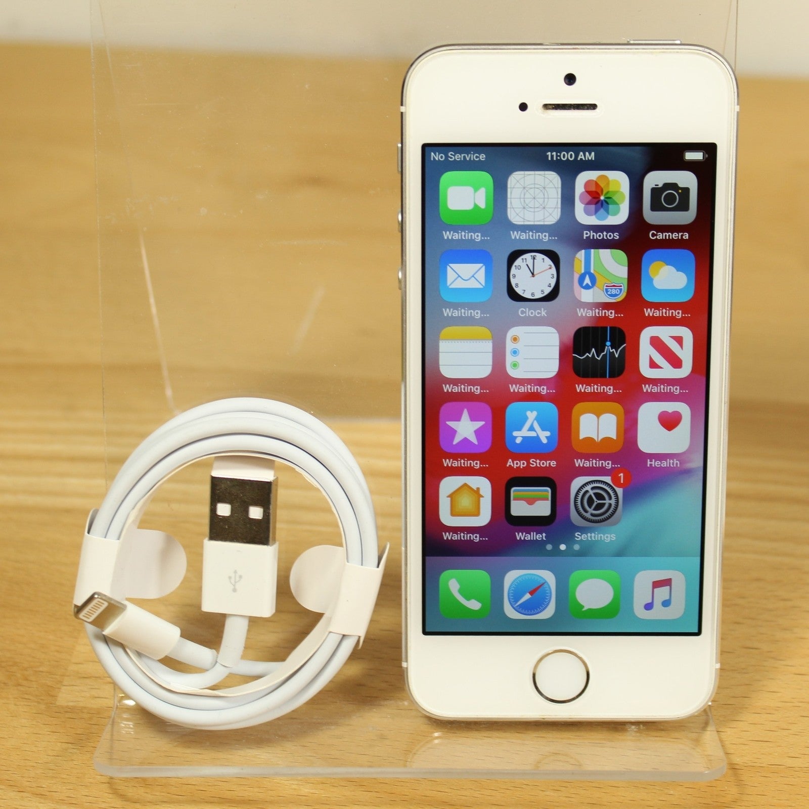 Unlocked Apple iPhone 5s Phone IOS 12 Silver 16GB A1453 4G LTE Global 09014