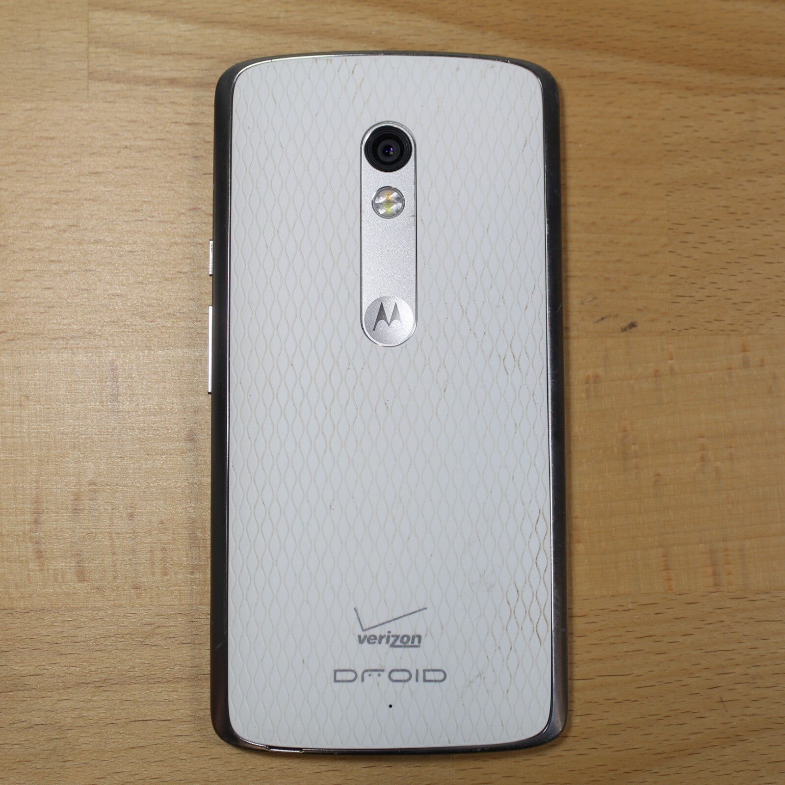 Motorola Droid Maxx 2 - 16 GB - White with Winter White (Verizon) #001