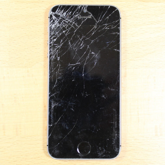 Vintage Apple iPhone SE A1662 Smartphone Gray For Parts #132